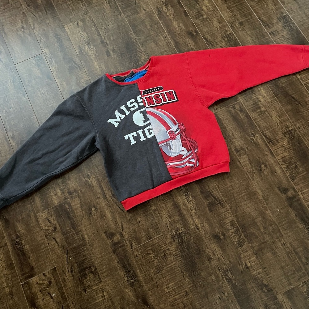 Mismatch vintage sweatshirt graphic design